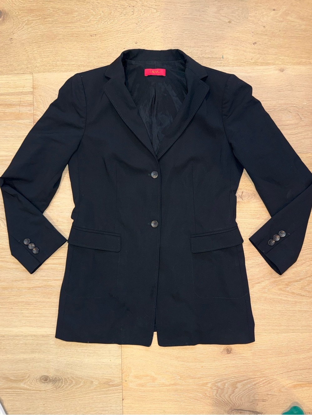 LaVia 18 Women's Black Tailored Two-Button Blazer